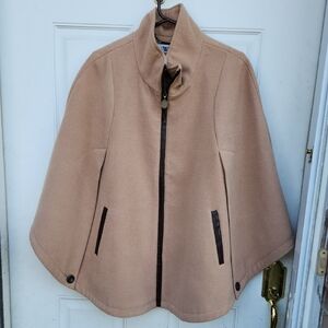 Worthington Camel Zippered Cape Size XL